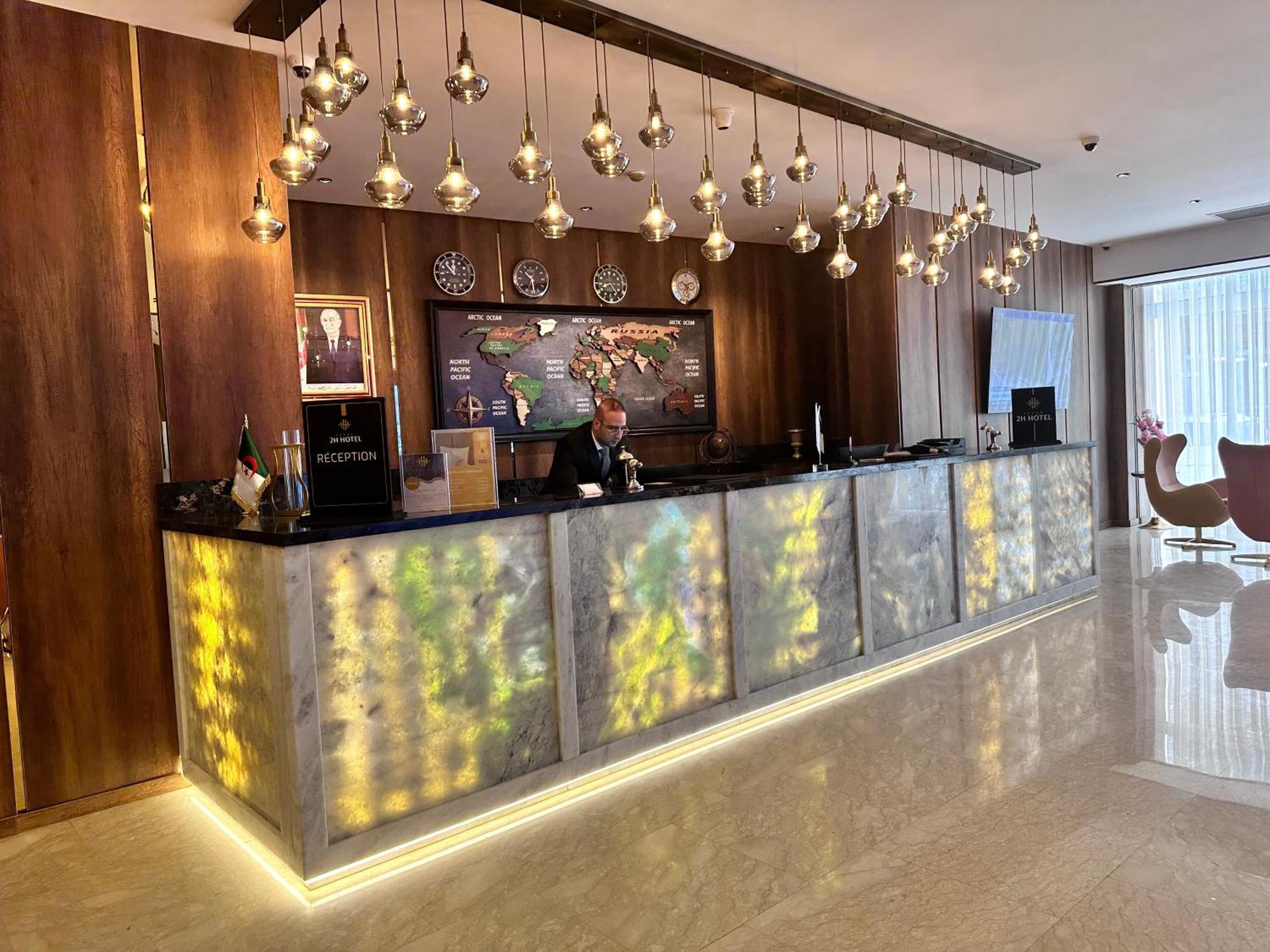 2H Hotel Оран Экстерьер фото