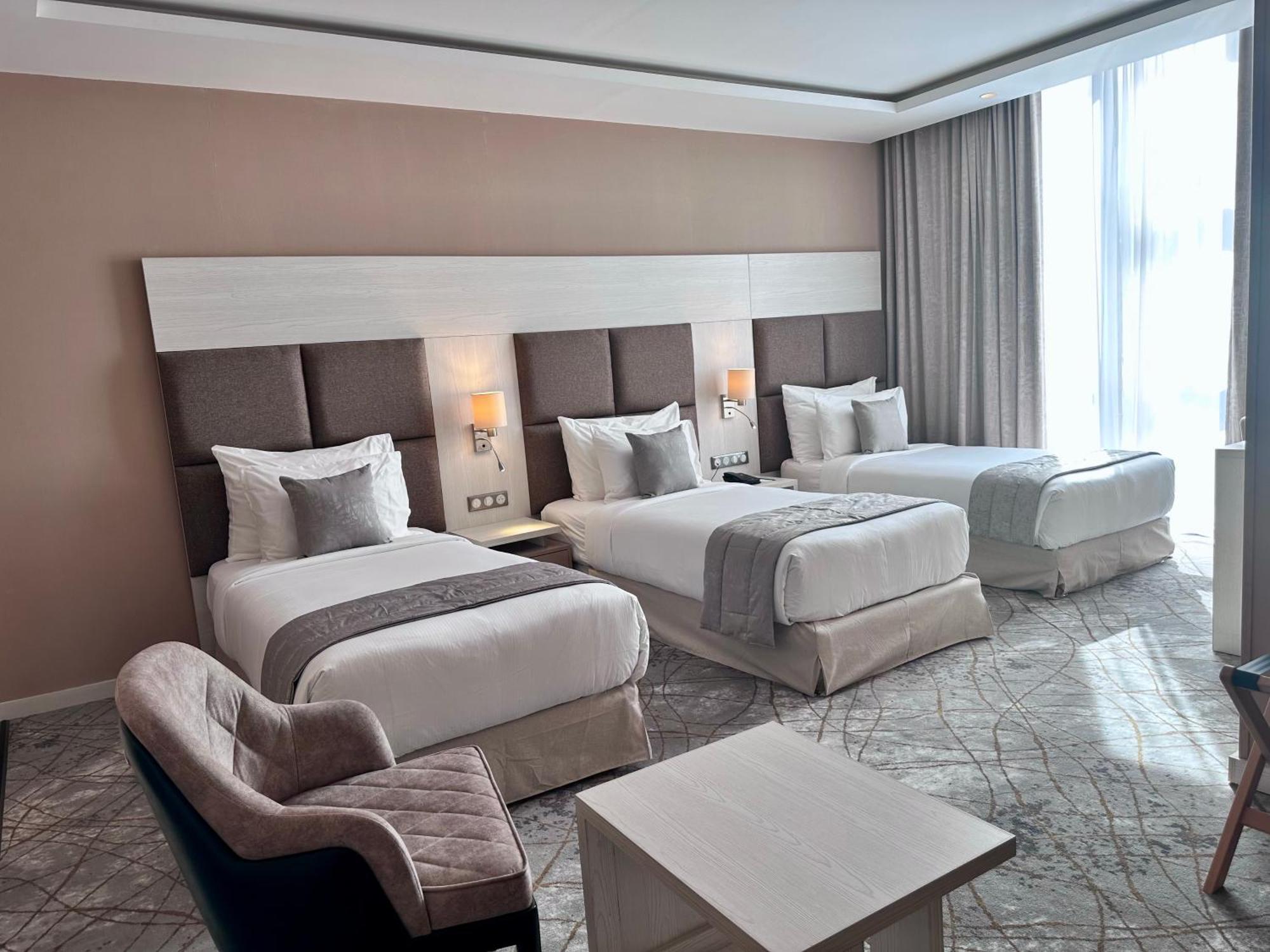 2H Hotel Оран Экстерьер фото